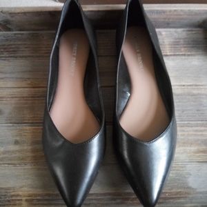 Audrey Brooke NWT black flats